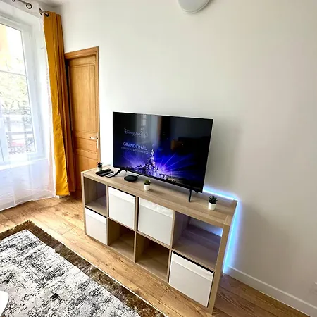 Refait à Neuf 2 Pièces - - équipé - Parking Appartamento *